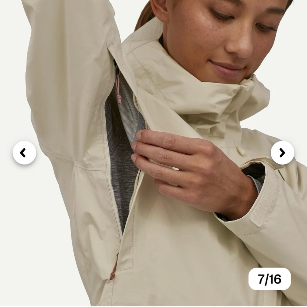Patagonia Women's torrentshell rain jacket - Picture 4 of 12